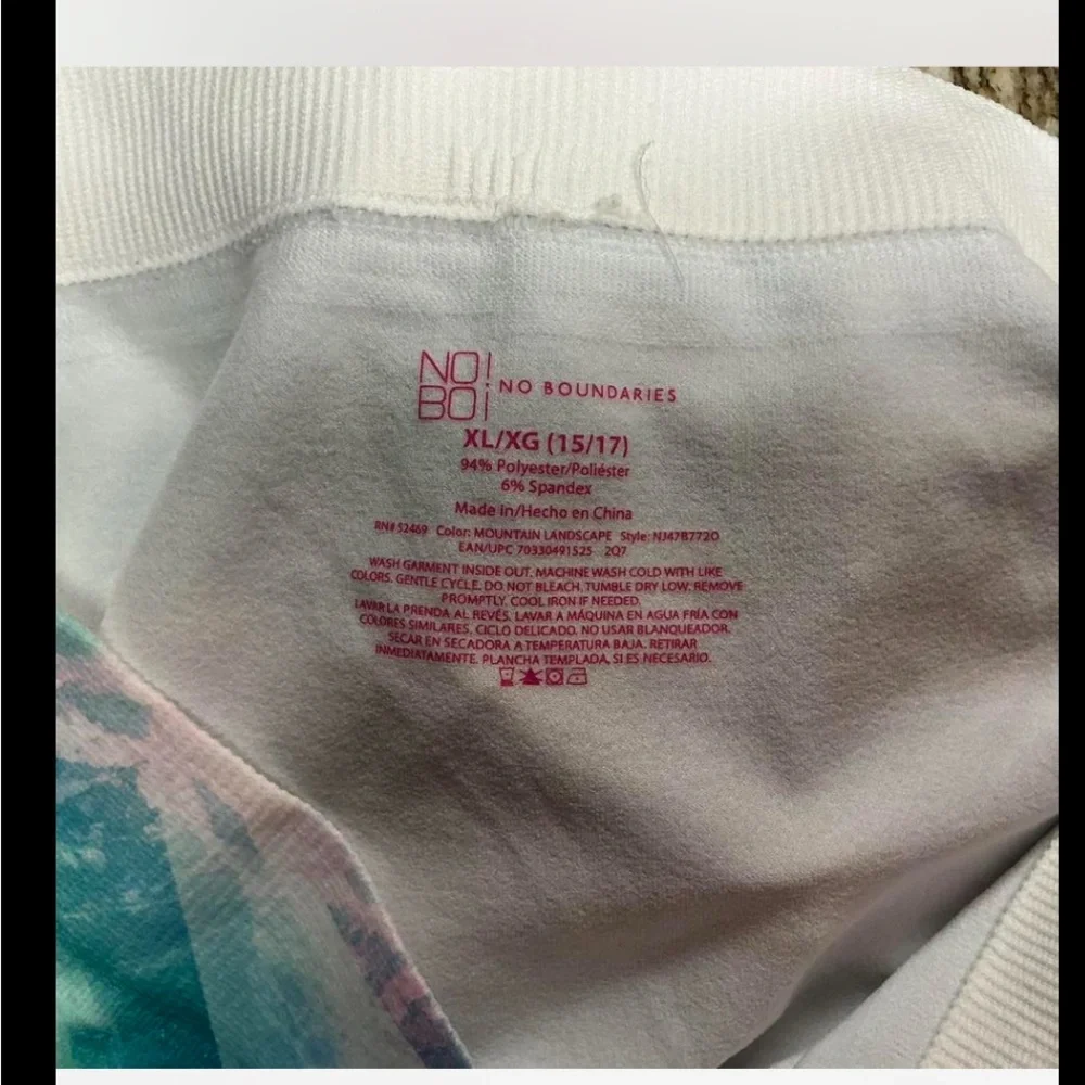 No Boundaries Women’s Leggings with Multicolored Patterns - Picture 2 of 4